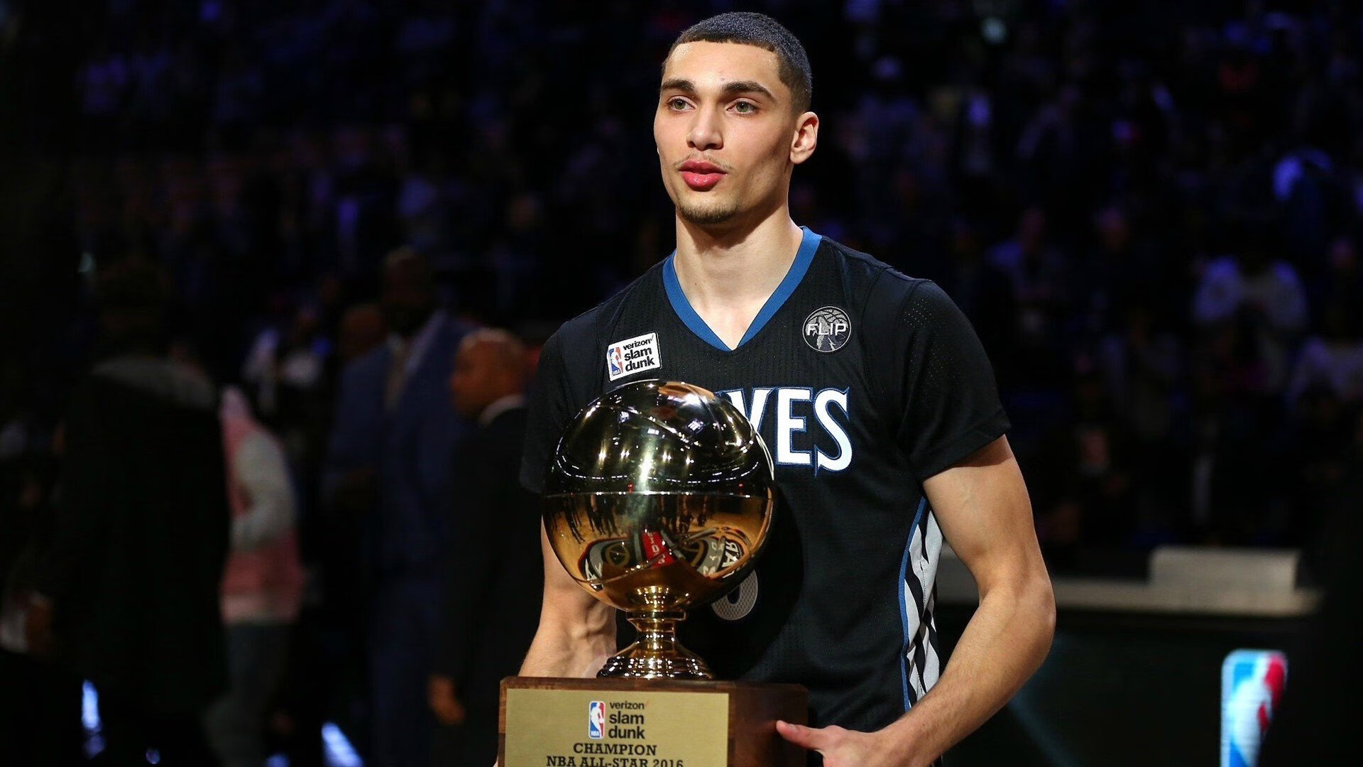 九游网游官网-逆转奇迹：那些令人震撼的比赛翻盘瞬间，逆转奇兵百科